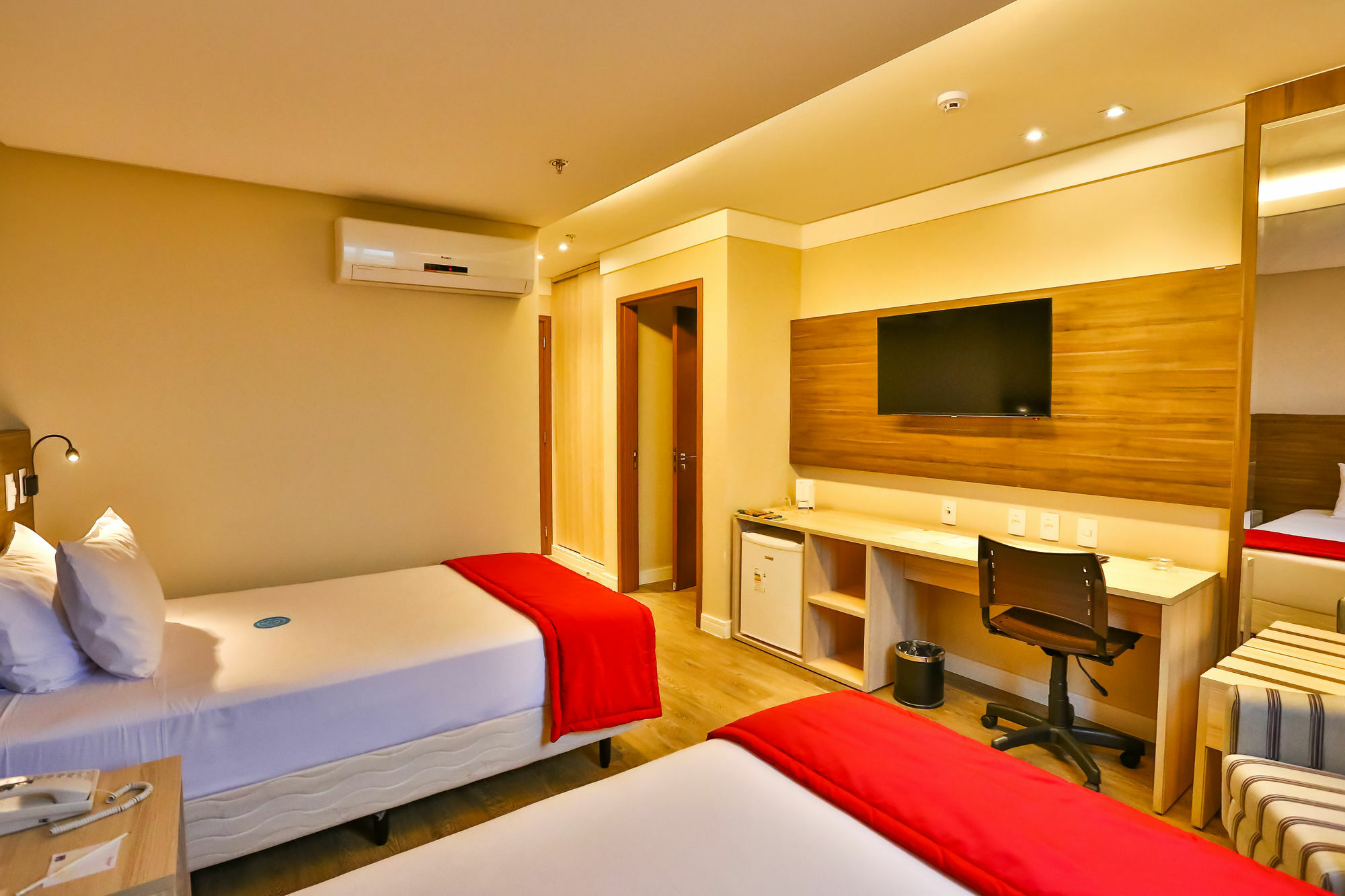 Ibiza Plaza Hotel Anápolis Zewnętrze zdjęcie